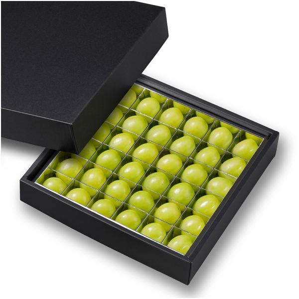 【母の日】岡山県産 シャインマスカットジュエリーBOX36【483762】 商品サムネイル