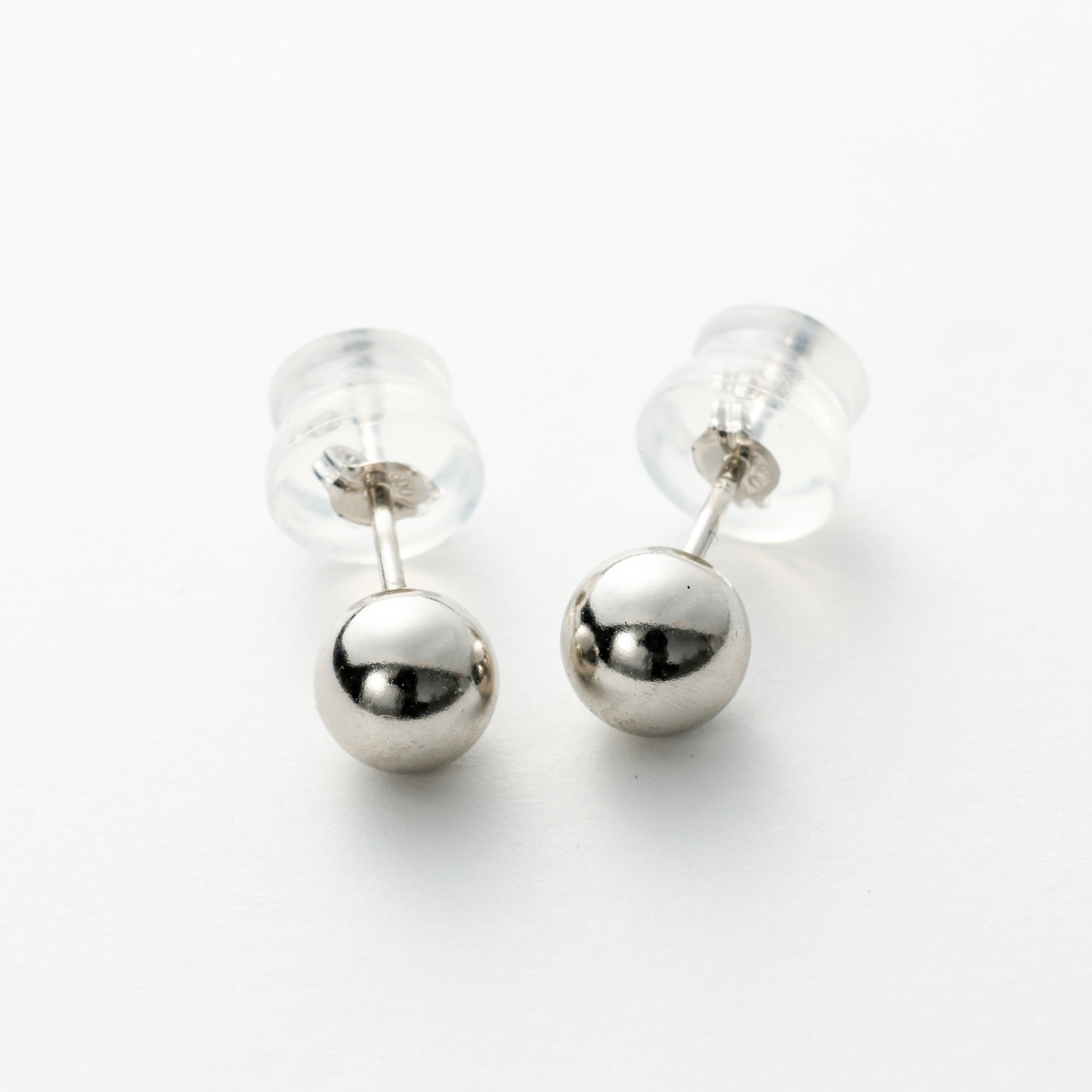 ジュエリー プラチナボールピアス(ボール:約5mm) D5281PT-5 商品サムネイル