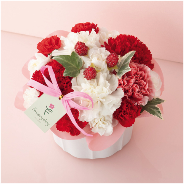 【母の日】welzoFLOWER カーネーションアレンジ「ラズベリーパフェ」【480631】 商品サムネイル