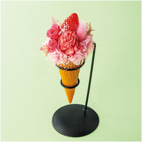 【母の日】Luna プリザーブドフラワー アイスクリームアレンジ「ストロベリー」【484804】 商品サムネイル