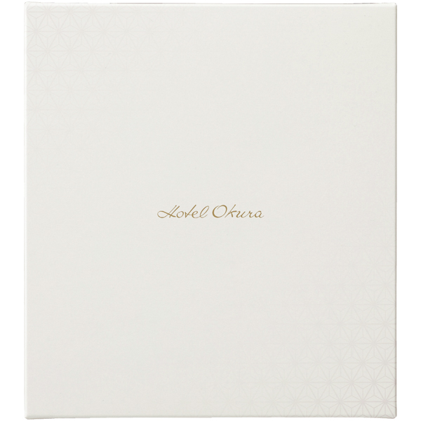 【母の日早得】ホテルオークラ フルーツ&チョコレートケーキとプリザーブドフラワー【480075】 商品画像(4)